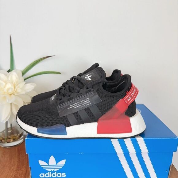 New Adidas NMD R1 V2 Junior Casual Sneakers Size US4/UK3.5/EU36‎ - Picture 4 of 7